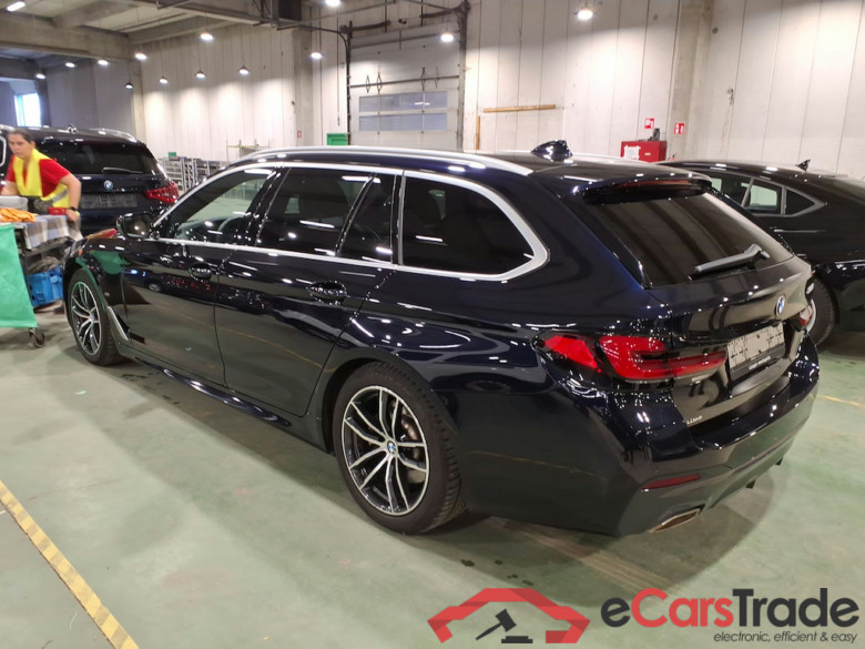 BMW 5 TOURING - 2020 520iA MHEV #2