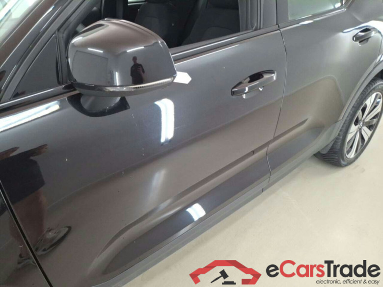 VOLVO XC40 RECHARGE CORE #5