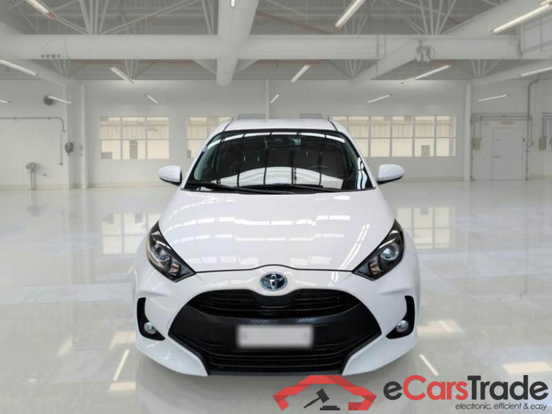 TOYOTA YARIS / 2020 / 5P / BERLINA HYBRID BUSINESS MY22 #6