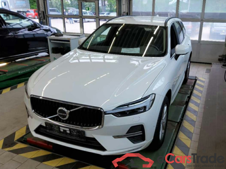 Volvo XC60 (03.2017->) DE - SUV5 B4 (Benzin) 2WD EU6d, Momentum Pro Mild-Hybrid, (Facelift) 2021 - 2022 #1