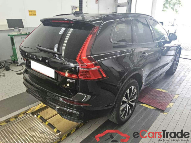 Volvo XC60 (03.2017->) DE - SUV5 B5 (Benzin) AWD EU6e, Plus Dark Mild-Hybrid, (Facelift 2) 2025 - 2026 #3