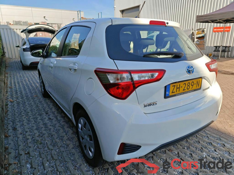 TOYOTA Yaris 1.5 Hyb. Active #2