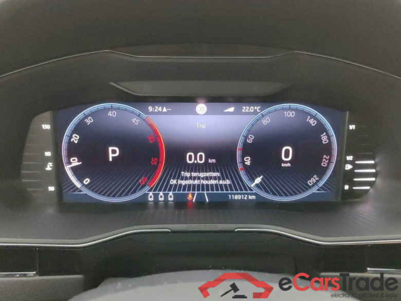 Skoda Superb 2.0 CRTDI 110kW DSG7 L&K 5d #6