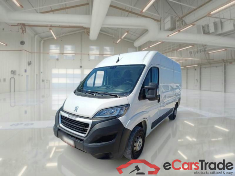 PEUGEOT BOXER / 2014 / 4P / FURGONE 333 L2H2 2.2 BLUEHDI 140CV SeS #1