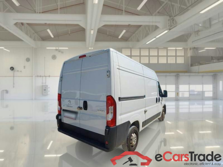 PEUGEOT BOXER / 2014 / 4P / FURGONE 333 L2H2 2.2 BLUEHDI 140CV SeS #2