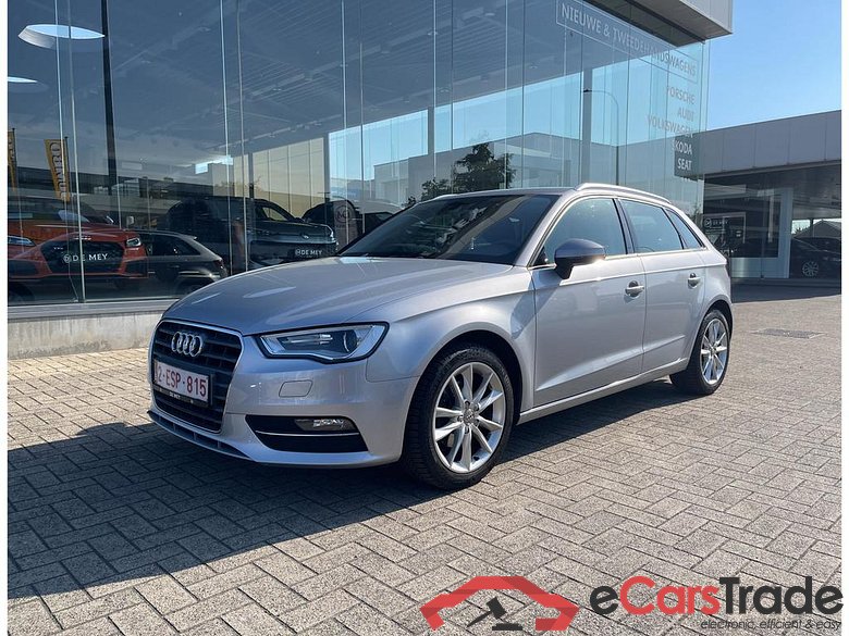 AUDI A3 Sportback 1.2 TFSI Attraction S tronic