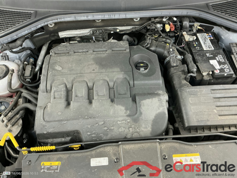 VOLKSWAGEN T-ROC 1.6 TDI UNITED #6