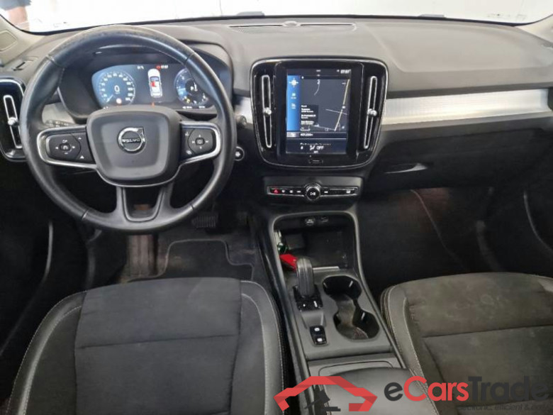 VOLVO XC40 / 2017 / 5P / SUV D3 GEARTRONIC BUSINESS PLUS #3