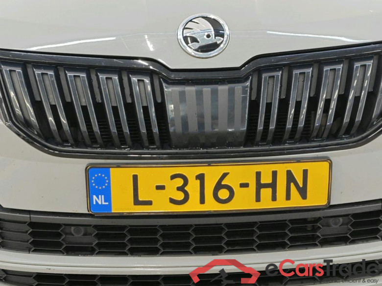 Škoda Karoq 1.5 TSI Greentech DSG Sportline Business 5d + Pano #5