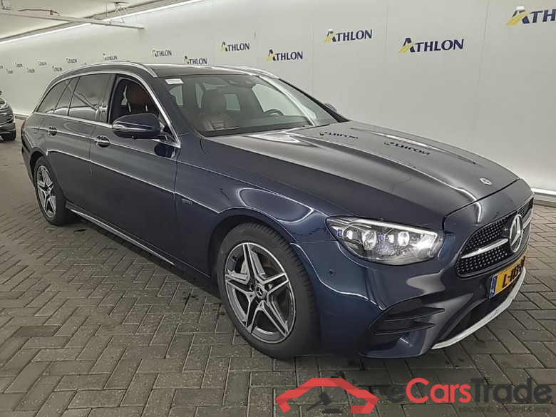 MERCEDES-BENZ E-klasse Estate E 300 e 9G-TRONIC Bus Sol AMG 5D 235kW #2