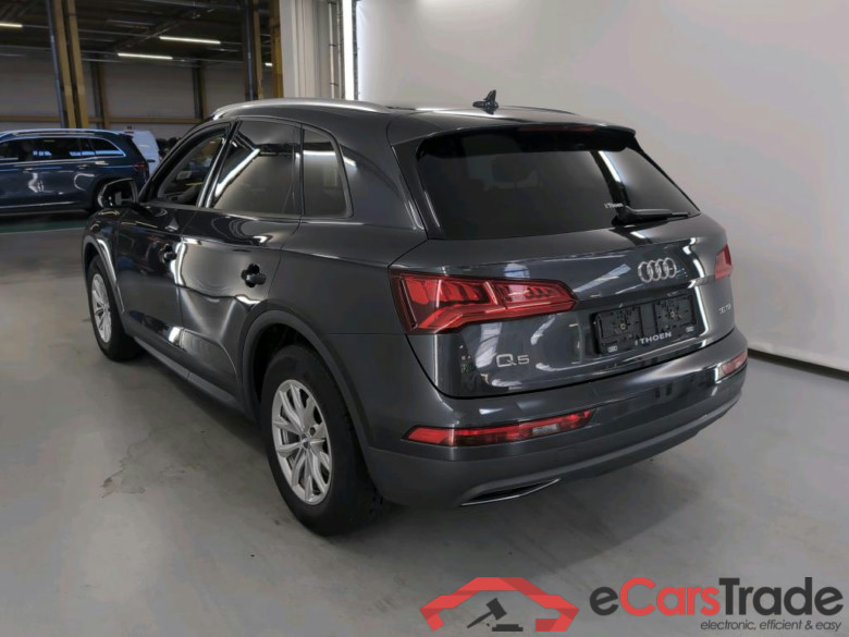 AUDI Q5 DIESEL - 2017 30 TDi Business Edition S tronic #3
