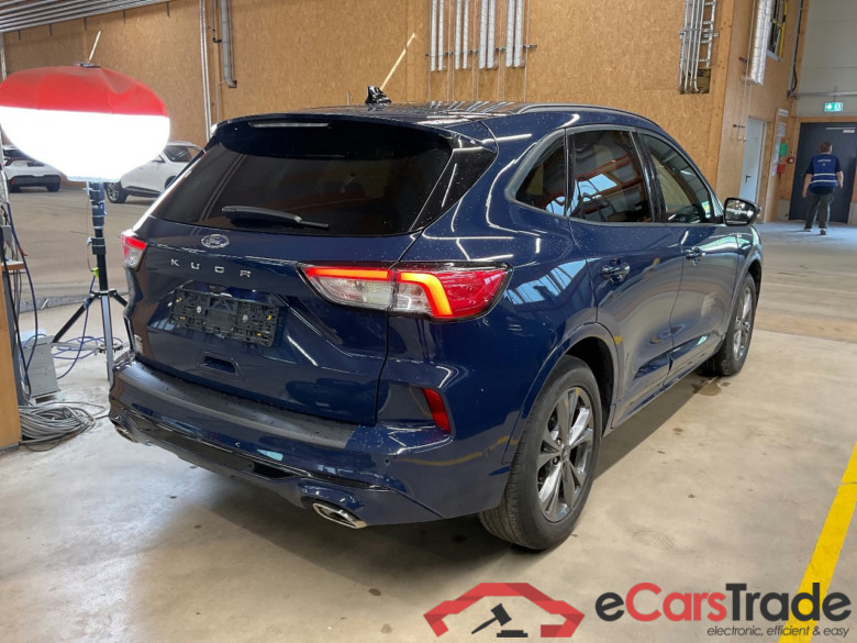 Kuga ST-Line X 2.0 EcoBlue 140KW AT8 E6d #2