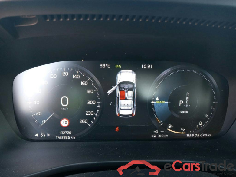 VOLVO XC40 / 2021 / 5P / todoterreno 1.5 T4 Recharge PHEV Plus Dark Auto #4