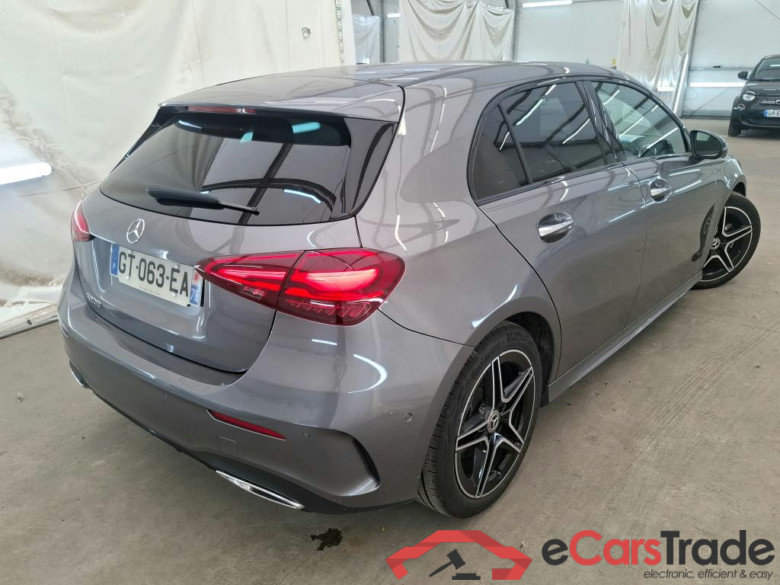 MERCEDES-BENZ Classe A Compact / 2022 / 5P / Berline A 200 AMG Line 7G-DCT #3