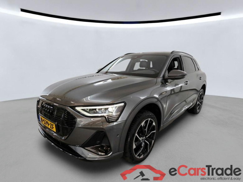 AUDI e-tron 300 kW #1