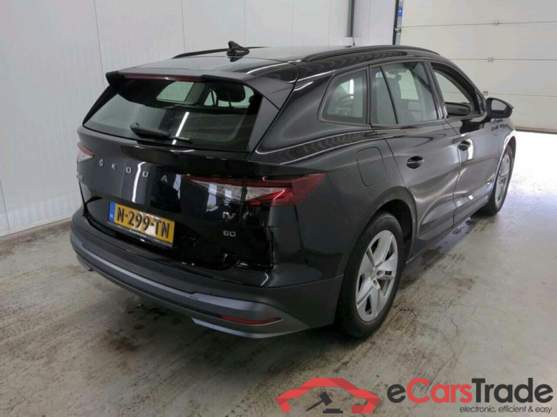 SKODA Enyaq iV 60 #2