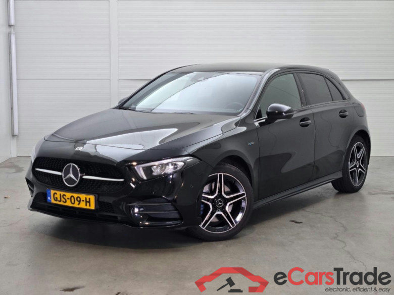 MERCEDES-BENZ A-KLASSE 250 e Business Solution AMG Limited #1