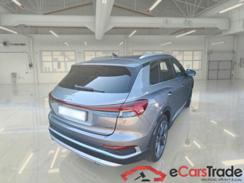 AUDI Q4 E-TRON / 2021 / 5P / SUV 50 E-TRON QUATTRO S LINE EDITION #2