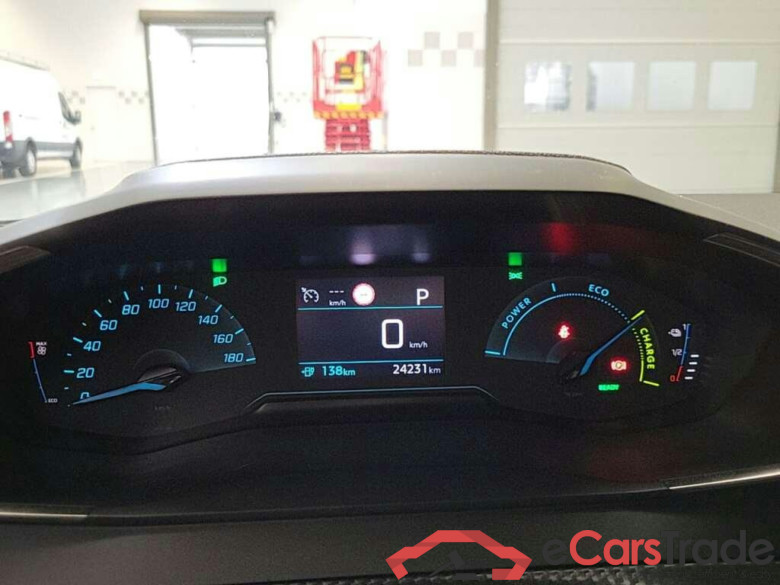 PEUGEOT e-2008 EV Allure 50 kWh #4