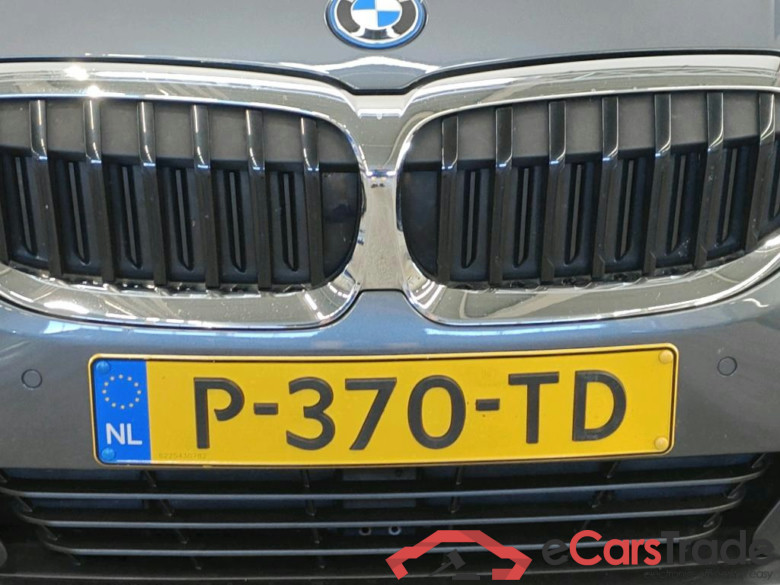 BMW 3 Serie Touring 320e Business Edition Plus 5d #5