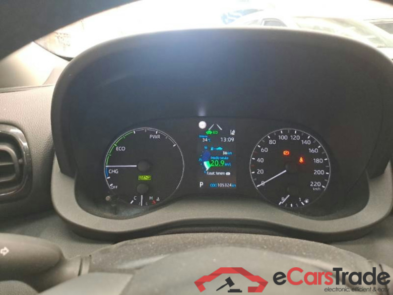 TOYOTA YARIS / 2020 / 5P / BERLINA HYBRID BUSINESS MY22 #4
