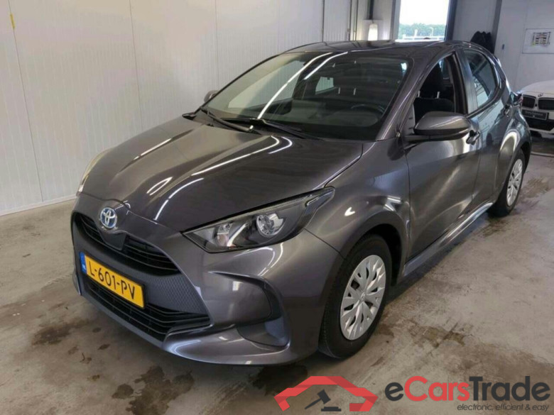 TOYOTA Yaris 1.5 Hyb. Active #1