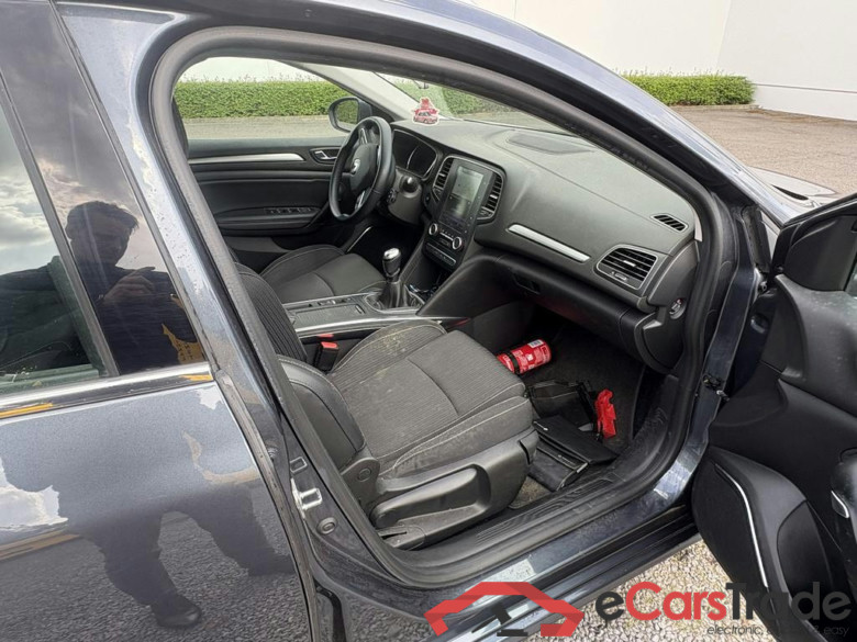 RENAULT Mégane SW Mégane SW 1.5 Blue dCi Intens #6