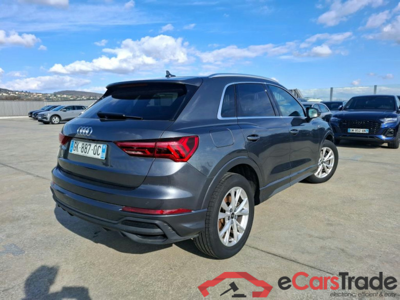 AUDI Q3 / 2018 / 5P / SUV 45 TFSI E 245 S TRONIC S LINE #5
