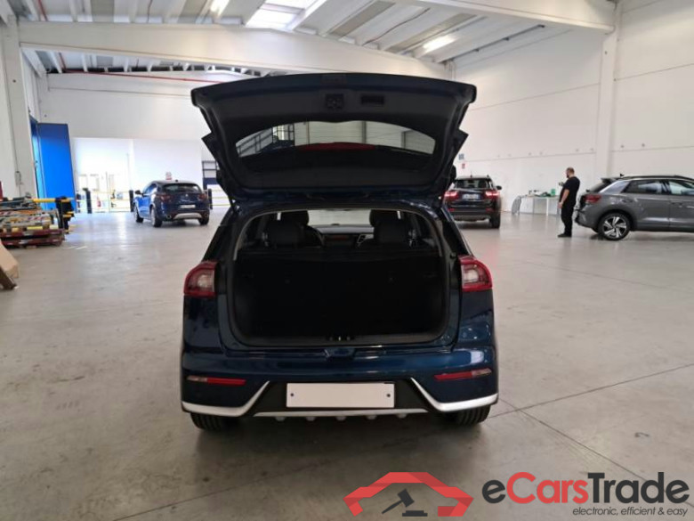 KIA NIRO / 2016 / 5P / BERLINA 1.6 HEV GDI STYLE DCT #5