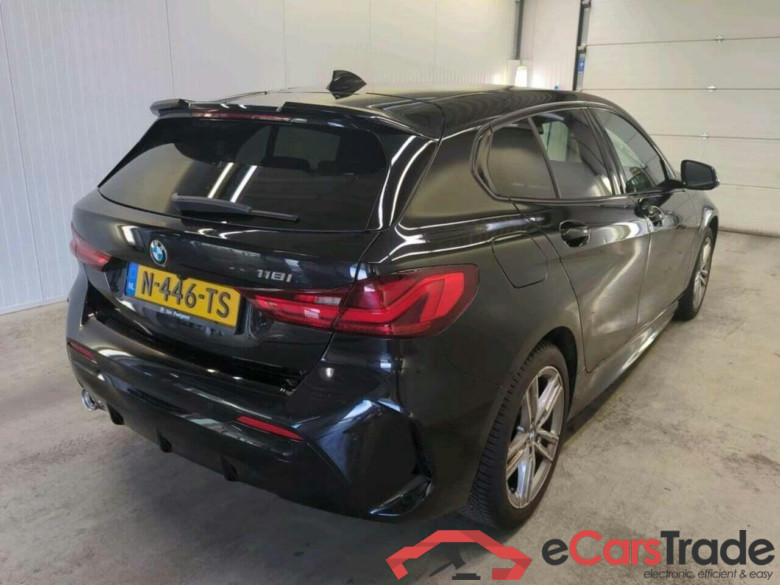 BMW 1-serie 118i Bns Edition #2