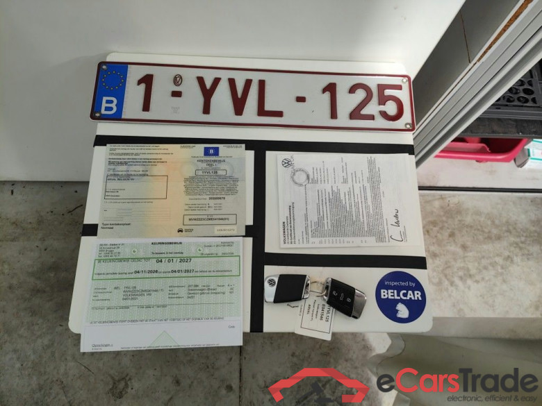 Volkswagen Passat Variant 2.0 TDI SCR 110kW DSG7 Elegance Business 5d #4