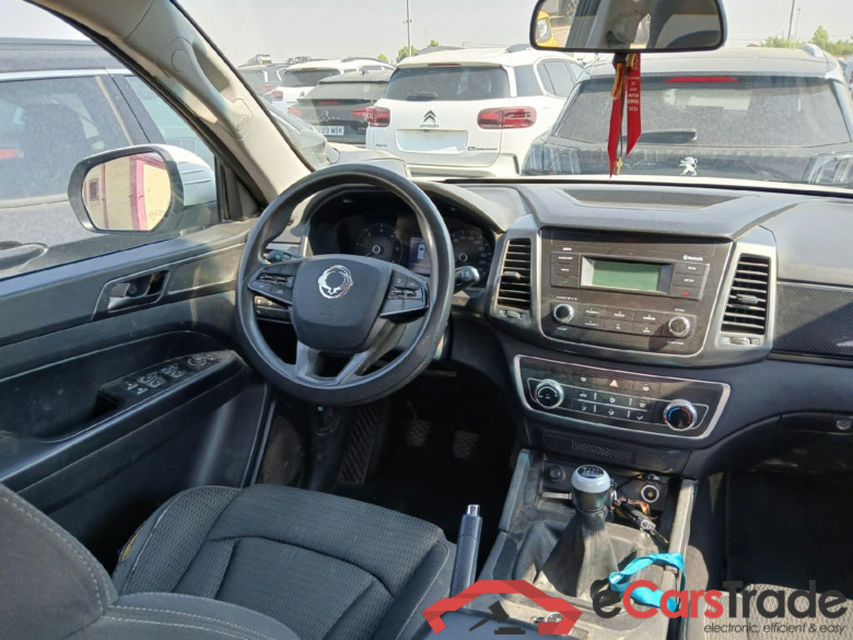 SSANGYONG Musso / 2022 / 4P / pickup doble cabina Sports D22DTR 4x4 Pro (AC) #3