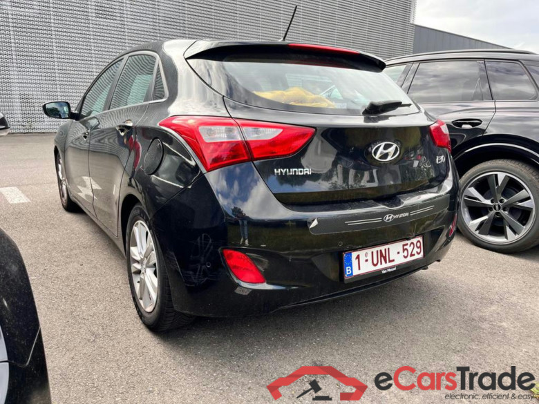 HYUNDAI i30 1.6 T-GDi Sky DCT #3