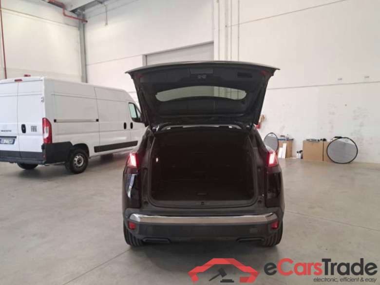 PEUGEOT 3008 / 2020 / 5P / SUV BLUEHDI 130 EAT8 SeS ALLURE #5