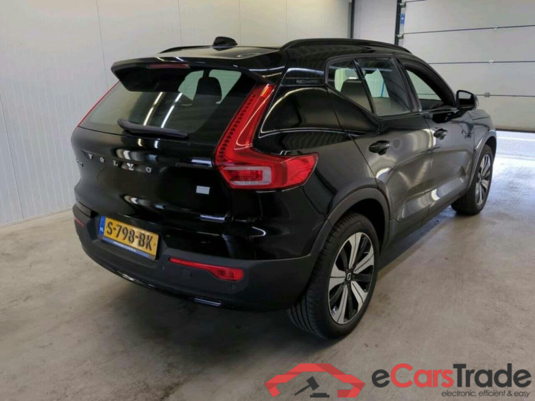 VOLVO XC40 Recharge Core 70 kWh #2