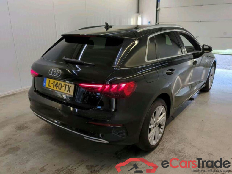 AUDI A3 Sportback 30 TFSI Adv edition #2