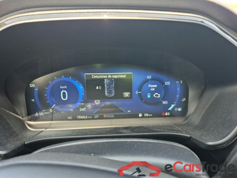 FORD Kuga / 2019 / 5P / todoterreno ST-Line 2.5 Duratec FHEV 140kW 4x4 Auto #4