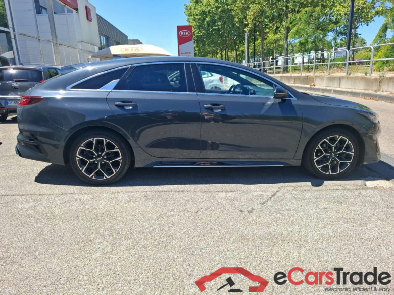 KIA ProCeed / 2021 / 5P / Break 1.5 T-GDI 160 ISG GT LINE BUSINESS DCT7 #6