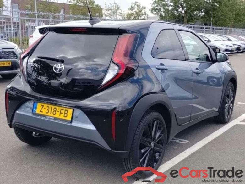 TOYOTA Aygo X 1.0 VVT-i S-CVT Premium #4
