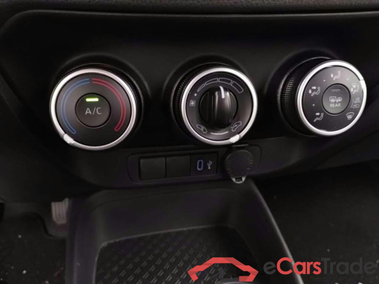 TOYOTA Aygo X 1.0 VVT-i MT Play #6