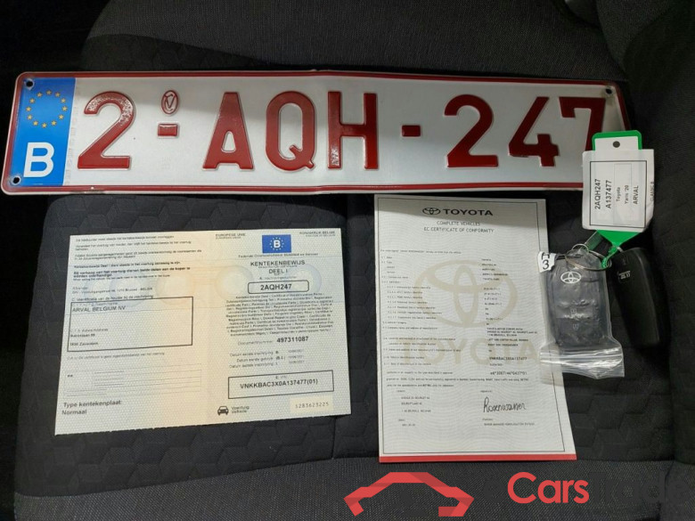 Toyota Yaris 1.5 VVT-i Hybrid Iconic e-CVT 5d #4