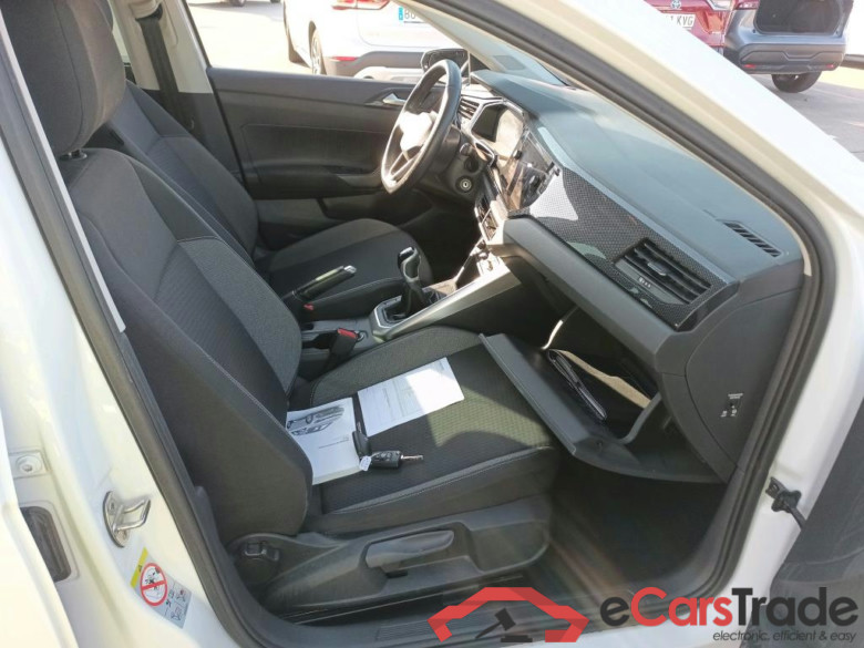 VOLKSWAGEN Polo / 2021 / 5P / berlina con portón Life 1.0 TSI 70kW (95CV) #6