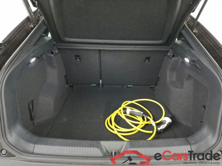 VOLKSWAGEN ID.5 BEV 77 kWh 150 kW Pro auto 5D Athlon Edition #5