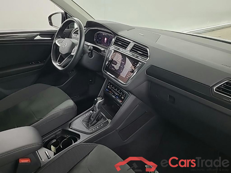 VOLKSWAGEN Tiguan 1.5 TSI Elegance #6