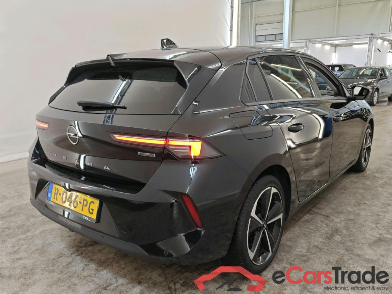 Opel Astra 5-deurs 1.6 turbo PHEV 133kW AT Bus Edition 5d #2