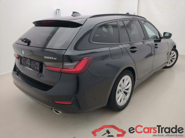 BMW 3-SERIE TOURING 2.0 320E #2