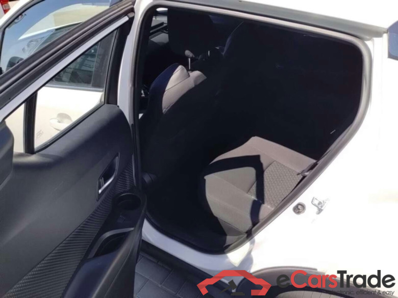 TOYOTA C-HR 1.8 Hybrid Dynamic #5