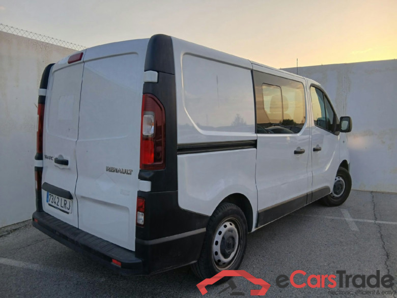 RENAULT Trafic / 2019 / 4P / furgón Doble Cabina 27 L1 Energy BluedCi 88 kW ** 6 plazas** #2