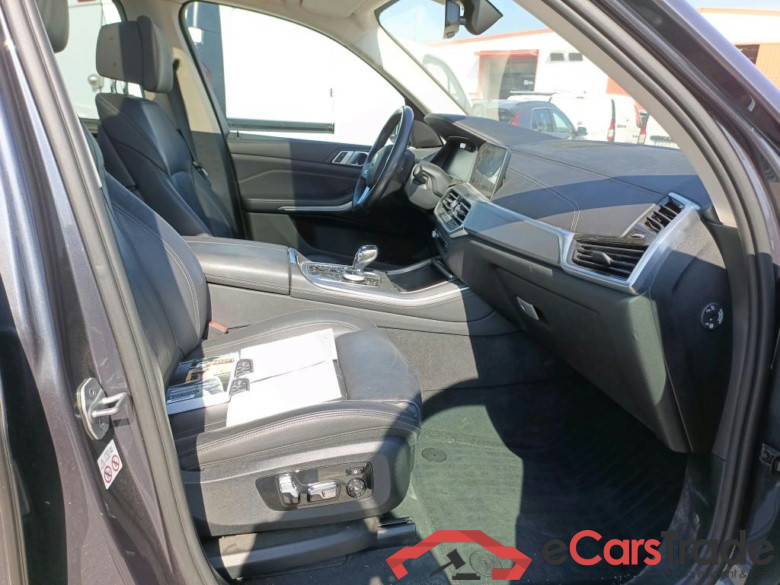 BMW X5 / 2018 / 5P / todoterreno xDrive30d #6