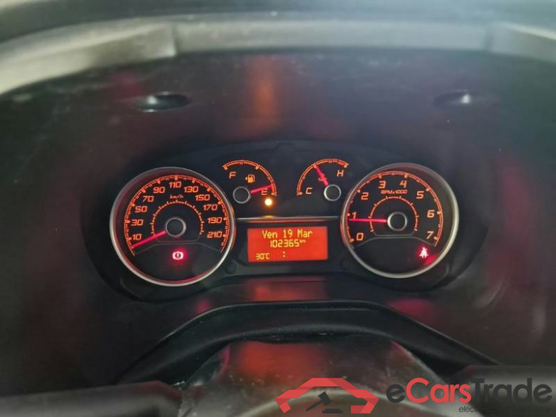 FIAT DOBLÒ CARGO / 2014 / 4P / VETT. FURGONATA CH1 LOUNGE 1.6 MJET 105CV E6D-F SeS #4